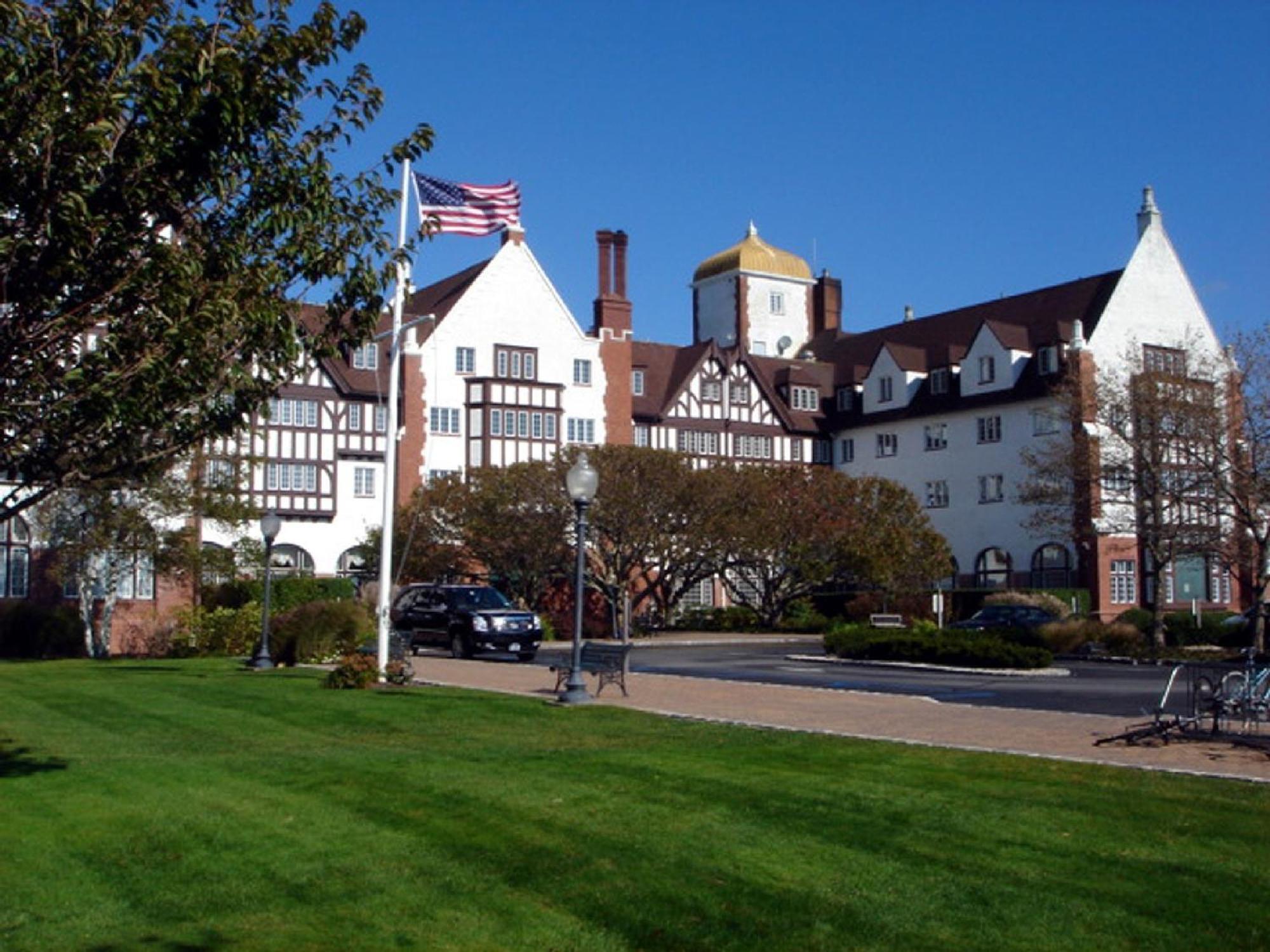 Montauk Manor Ξενοδοχείο Εξωτερικό φωτογραφία The Inn at Gadsden's Point