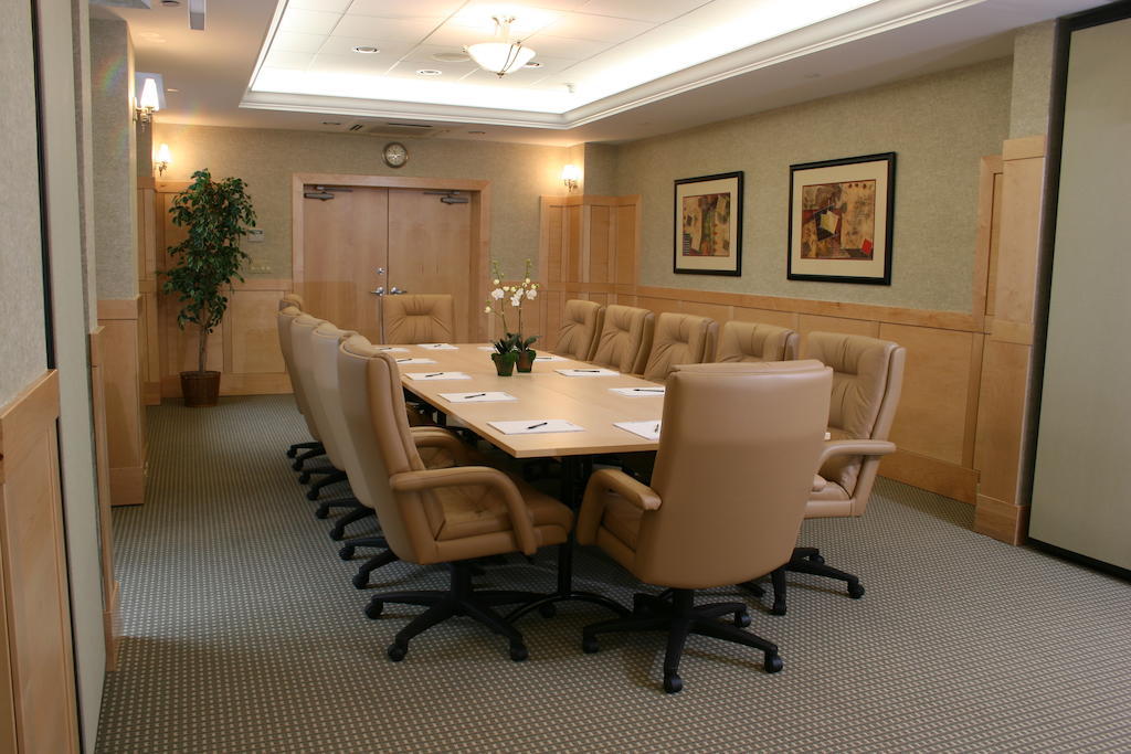 Montauk Manor Ξενοδοχείο Εξωτερικό φωτογραφία A boardroom